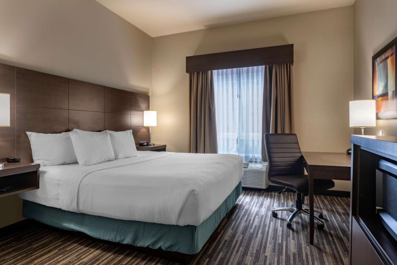 Best Western Plus Dartmouth Hotel & Suites Exterior foto